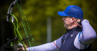 مربی تیر و کمان